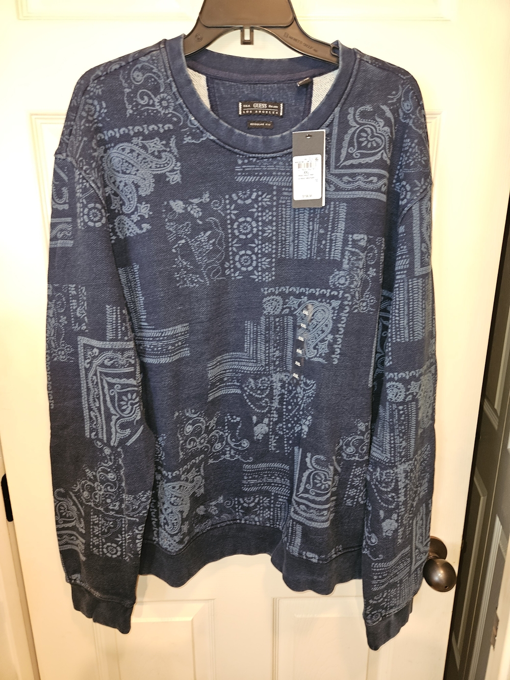 Guess Men's Blue Patterned Crewneck Sweater